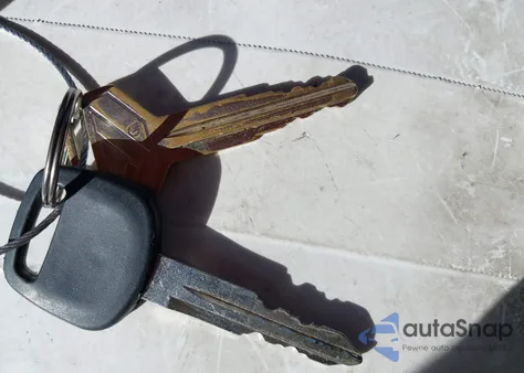 1990 Toyota Pickup 1/2 Ton Sht Wheelbase Dlx z USA, uszkodzony, nr VIN JT4RN01P7L7019709